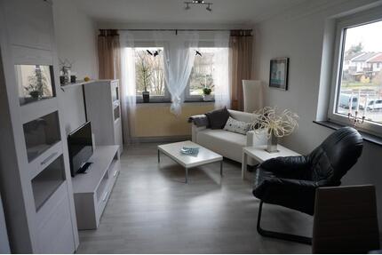 Freie 3-Raum-Wohnung mit komplettem Hausstand, sehr hohe Rücklage - Marbach am Neckar