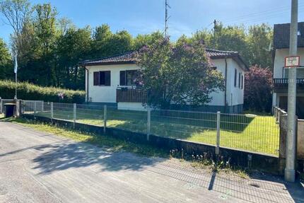 Bungalow im Grünen - 430.000,00&nbsp;EUR Kaufpreis, ca.&nbsp; 92,00&nbsp;m&sup2; in Günzburg (PLZ: 89312)