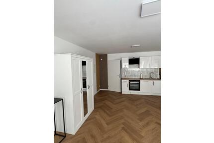 Erstbezug nach Kernsanierung – moderne möblierte Wohnung - Bad Nenndorf