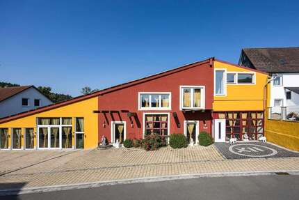 Haus zum Kaufen in Burghaslach 1.980.000,00 € 1105 m²