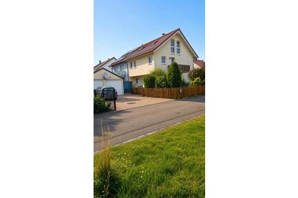 Modernes Doppelhaus mit großem Potenzial in ruhiger Lage - Wehringen