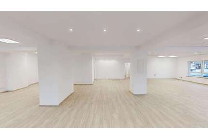 Büro in Klosterlechfeld 2.912,00 € 224 m²