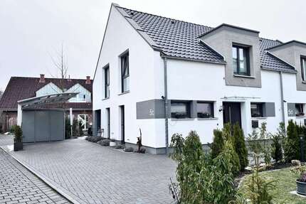 Haus zum Mieten in Detmold 1.865,00 € 128 m²