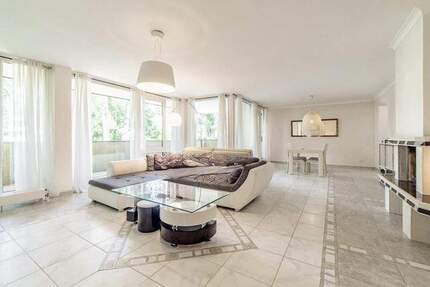 Wohntraum im edlen Blankenese: Zwei großzügige Wohneinheiten zur vielseitigen Nutzung in idyllisch ruhiger Wohnlage - Hamburg