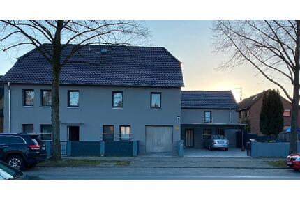 2-Familienhaus mit AnbauLager in Braunschweig-Wenden