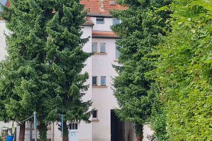 Haus zum Kaufen in Aschaffenburg 585.000,00 € 237 m²