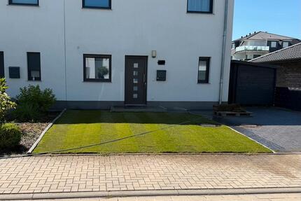 Dopelhaushälfte zu vermieten - 1.900,00&nbsp;EUR Kaltmiete, ca.&nbsp; 130,00&nbsp;m&sup2; in Wolfsburg (PLZ: 38448) Alt-Wolfsburg