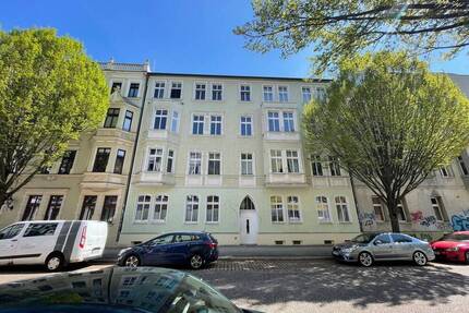 4 Zimmer ETW mit Balkon - 220.000,00&nbsp;EUR Kaufpreis, ca.&nbsp; 110,00&nbsp;m&sup2;&nbsp;Wohnfl&auml;che in Magdeburg (PLZ: 39108) Stadtfeld Ost