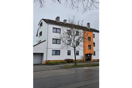 +++ 3-Zi.-Whg. im 2. OG mit Balkon inkl. TG-Stellplatz+++ - Waldkraiburg