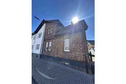 Haus zum Kaufen in Hanau 299.000,00 € 95 m²