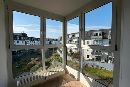 2 Zimmerwohnung mit Küche und Balkon in Mönchengladbach Eicken