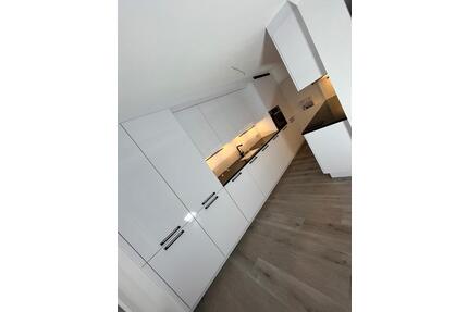 2 Zimmer Wohnung in 82140 Olching mit Küche, TG-Stellplatz, etc