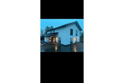 Moderne Neubauwohnung in Battenberg Eder zu vermieten - Battenberg (Eder)