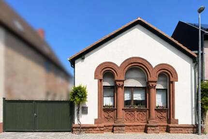 Haus zum Kaufen in Haßloch 359.000,00 € 205.09 m²