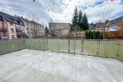 Wohnung zum Mieten in Aue 387,00 € 64.44 m²