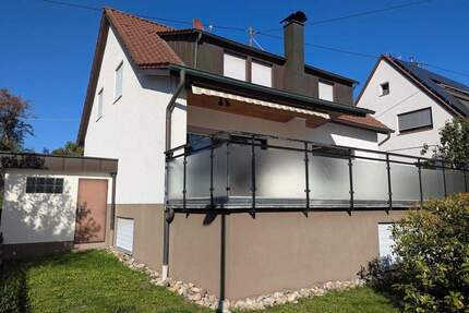 Einfamilienhaus frei stehend mit großer Terrasse und geräumigem Hobbybereich - Herrenberg Gültstein