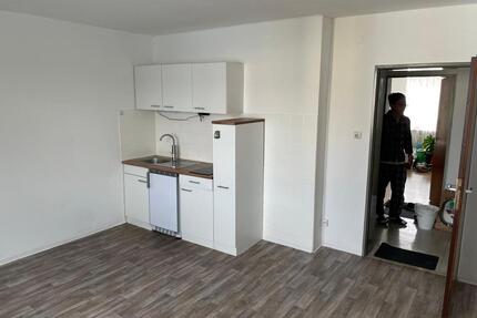 Leerzimmer in Einzelzimmerwohnanlage - München Au-Haidhausen