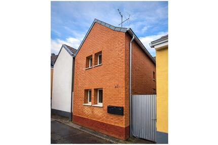 Charmantes Fachwerk-Tiny-Haus in Bonn-Oberkassel – saniert & bezugsfertig