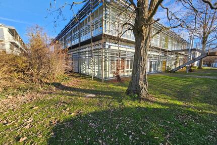 GILDE-Forum Detmold: 134 m² helles EG-Büro mit eigenem Zugang