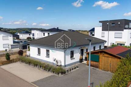 Haus zum Kaufen in Obersontheim 375.000,00 € 105.94 m²