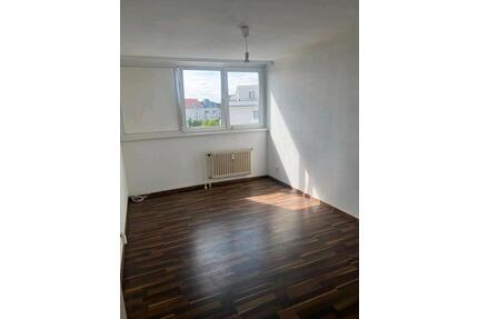 30qm Zimmer zu vermieten - 750,00&nbsp;EUR Kaltmiete, ca.&nbsp; 150,00&nbsp;m&sup2; in Berlin (PLZ: 14057) Charlottenburg-Wilmersdorf