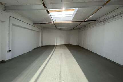 Wohnung zum Kaufen in Düsseldorf 595.000,00 € 318.12 m²