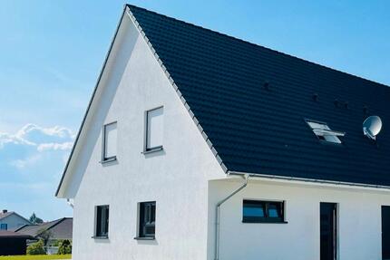 Doppelhaushälfte 122 m², Garten, Küche, Sonne und Dein Zuhause - Hohenroth