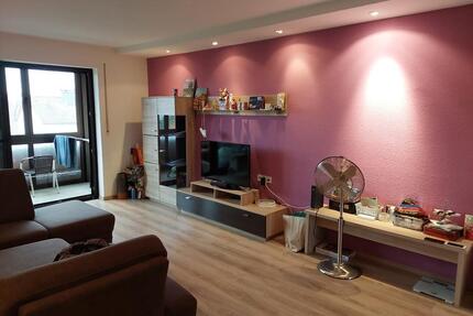 Attraktive 3-Zimmer-Wohnung mit verglastem Balkon – möbliert und - Schwabach