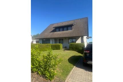 Haus mit großem Grundstück - 459.000,00&nbsp;EUR Kaufpreis, ca.&nbsp; 137,44&nbsp;m&sup2; in Buchen (Odenwald) (PLZ: 74722)