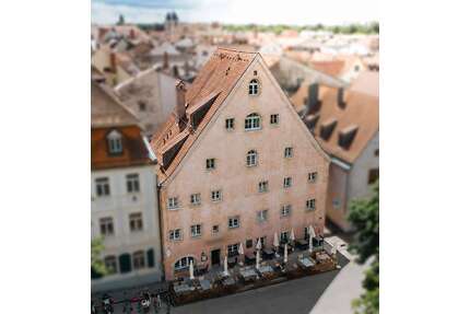 Haus zum Kaufen in Regensburg 2.669.000,00 € 634 m²