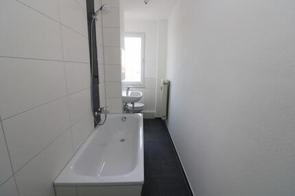 Kurzexposé 11039103 - 339,00&nbsp;EUR Kaltmiete, ca.&nbsp; 46,05&nbsp;m&sup2; in Freiberg (PLZ: 09599)