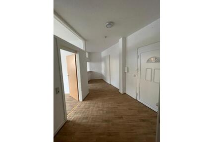 Helle 3-Zimmer-Wohnung in Idar-Oberstein – sofort bezugsfrei!