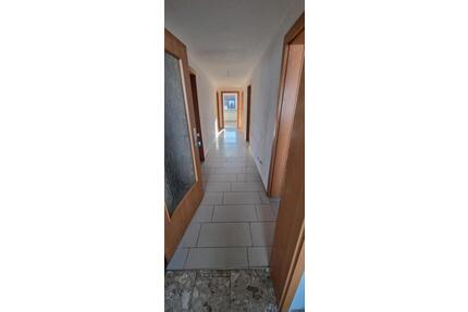 4 Zimmer Wohnung Nittenau - 800,00&nbsp;EUR Kaltmiete, ca.&nbsp; 90,00&nbsp;m&sup2; in Nittenau (PLZ: 93149)