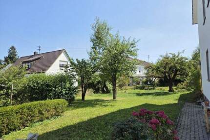 Gepflegtes MFH. Zentrale Lage. 1 Whg. leer - Inningen