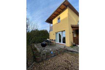 2 Zi-WHG mit Carport, Garten, Balkon, Terrasse,2xWC von PRIVAT - Tostedt