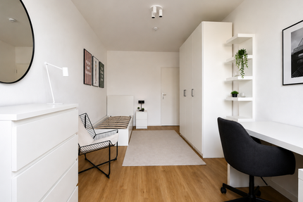 Wohnung zum Mieten in München 880,00 € 28.06 m²