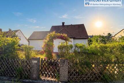 Grundstück zu verkaufen in Rückersdorf 450.000,00 € 674 m²