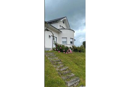 Wohnung Balve Zentrum - 850,00&nbsp;EUR Kaltmiete, ca.&nbsp; 110,00&nbsp;m&sup2; in Balve (PLZ: 58802)