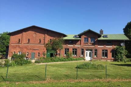 Kernsanierter Resthof im Herzen von Schleswig-Holstein - Bredenbek
