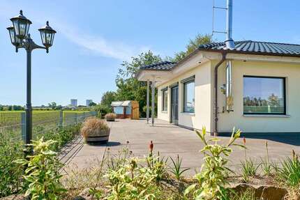 Haus zum Kaufen in Fehmarn 2.350.000,00 € 495 m²