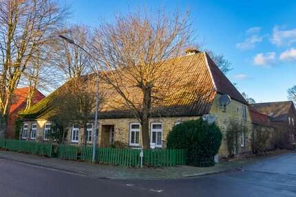 Haus zum Kaufen in Erfde 157.000,00 € 189 m²