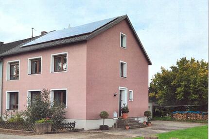 *Renditeobjekt* Zweifamilienhaus mit PV Anlage von Privat - Saarlouis