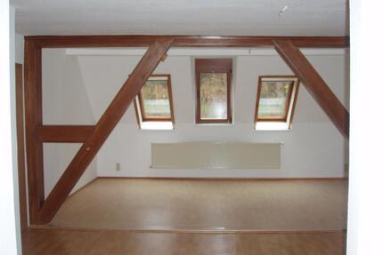Vermiete Dachgeschoßwohnung in Thum Erzebirge