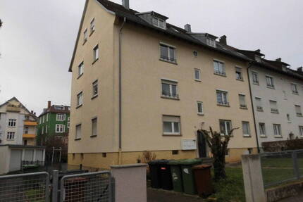 Großes Mehrfamilienhaus mit 8 Wohnungen und 5 Garagen von Privat - Stuttgart Bad Cannstatt