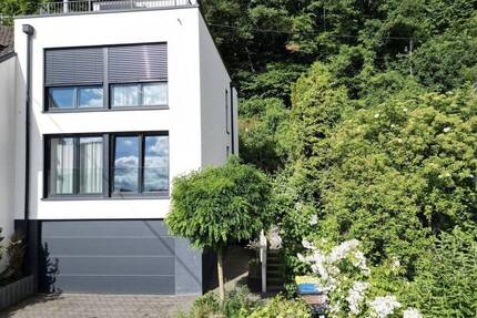 Architektenhaus mit Rheinblick - Neubau 2020, Hanglage in Brohl-Lützing
