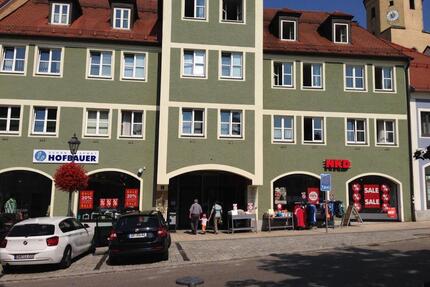 Attraktive und helle Wohnung in zentraler Lage – direkt am Marktplatz - Waldmünchen