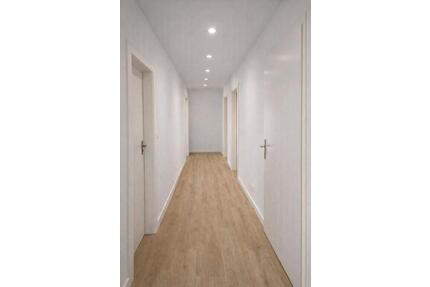 Erstbezug nach Kernsanierung - 925,00&nbsp;EUR Kaltmiete, ca.&nbsp; 74,00&nbsp;m&sup2; in Krefeld (PLZ: 47809) Gellep-Stratum