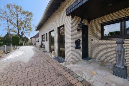 Charmante Doppelhaushälfte mit Wintergarten, Kamin und sonnigem Garten in Hövelhof