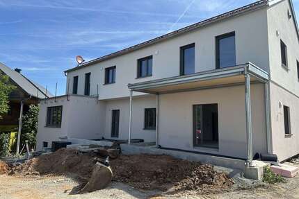 Wohnung zum Mieten in Euerdorf 970,00 € 81.13 m²