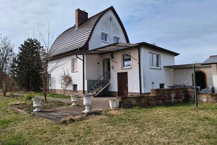 2730 m² Grundstück mit Wohnhaus in Brieselang